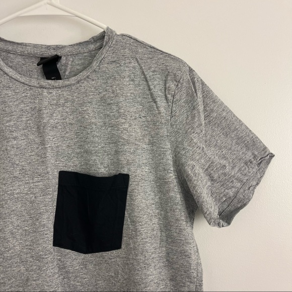 H&M Gray Tee w/ Black Pocket - Picture 2 of 4
